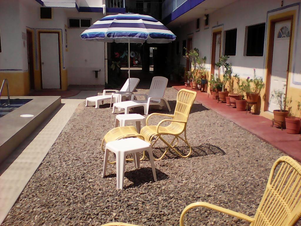 Hotel Sarabi Barra de Navidad Ngoại thất bức ảnh