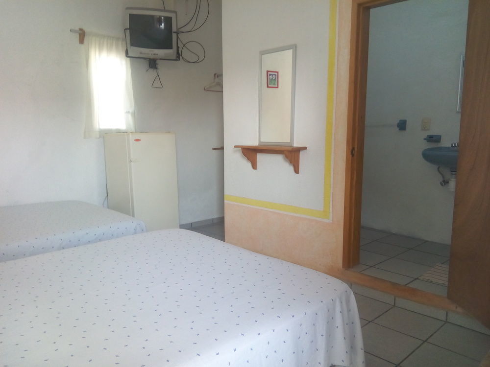 Hotel Sarabi Barra de Navidad Ngoại thất bức ảnh